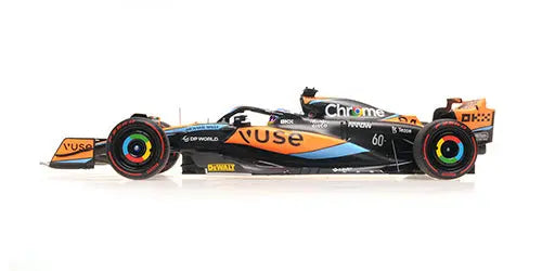 Minichamps 1/18 Mclaren F1 MCL60 Oscar Piastri 2023 image 3