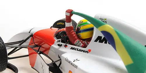 Minichamps 1/18 1993 McLaren MP4/8 #8 Ayrton Senna Winner European GP with Flag image 1