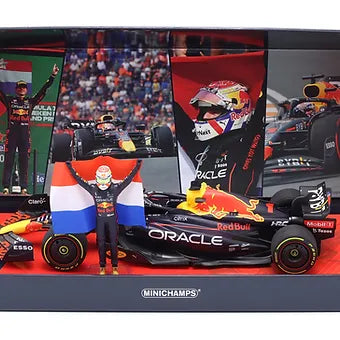 Red Bull  F1 Rb18 Team Oracle Red Bull Racing #1 WC M Verstappen