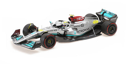 Minichamps 1/18 Mercedes Amg Petronas  F1 W13 E   L Hamilton Spanish GP 2022 image 0